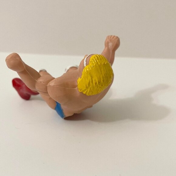 Vintage KO Thumb Wrestler Hulk Hogan WWF WCW Wrestling Toy - Picture 15 of 16